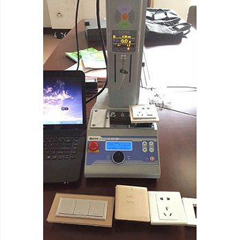 MX2-500N precision electric vertical machine is widely favored by bull brand